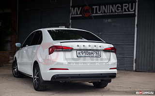 BLACKOUT EDITION. Спойлер лип крашенный Черный глянец Skoda Rapid II Gen (2020 - 2024 - по настоящее время) + УСТАНОВОЧНЫЙ КОМПЛЕКТ