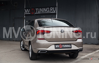 SPACE GRAY. Имитация насадок глушителя(выхлопа) крашенные для VW Polo Liftback 2020 - 2023